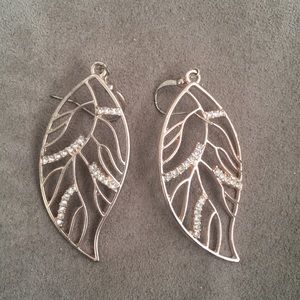 Leaf earrings